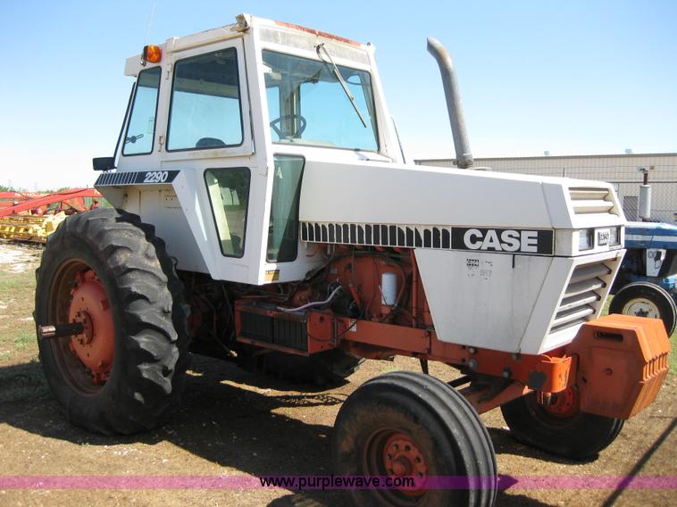 image for item B1214 1978 Case 2290 tractor