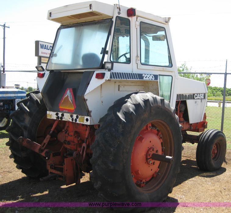 image for item B1214 1978 Case 2290 tractor