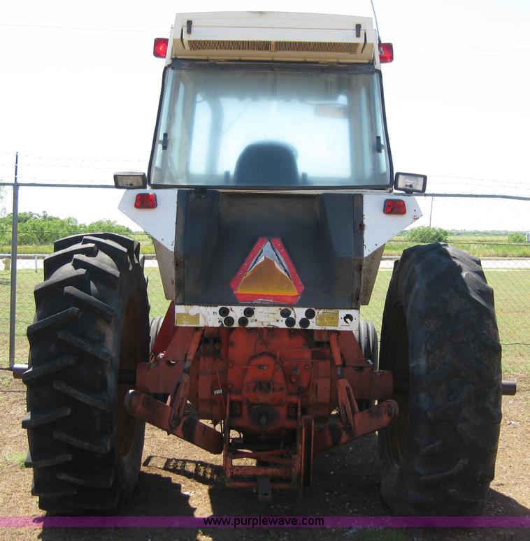 image for item B1214 1978 Case 2290 tractor