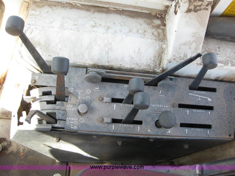 image for item B1214 1978 Case 2290 tractor