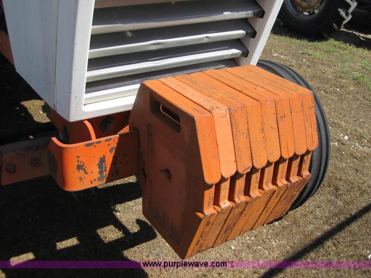 image for item B1214 1978 Case 2290 tractor