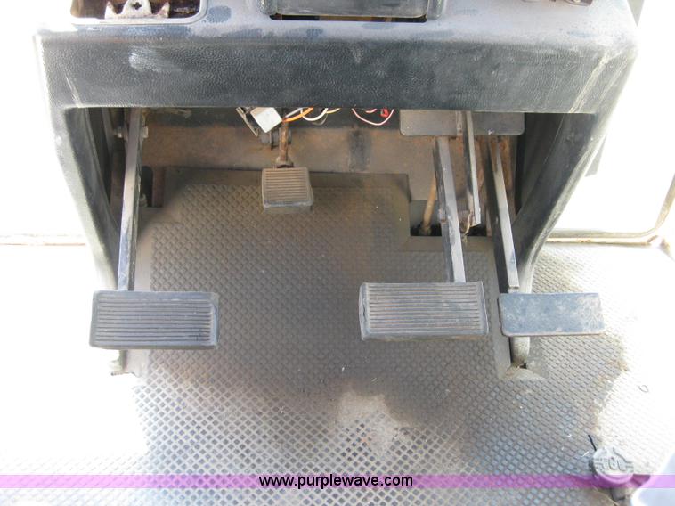 image for item B1214 1978 Case 2290 tractor