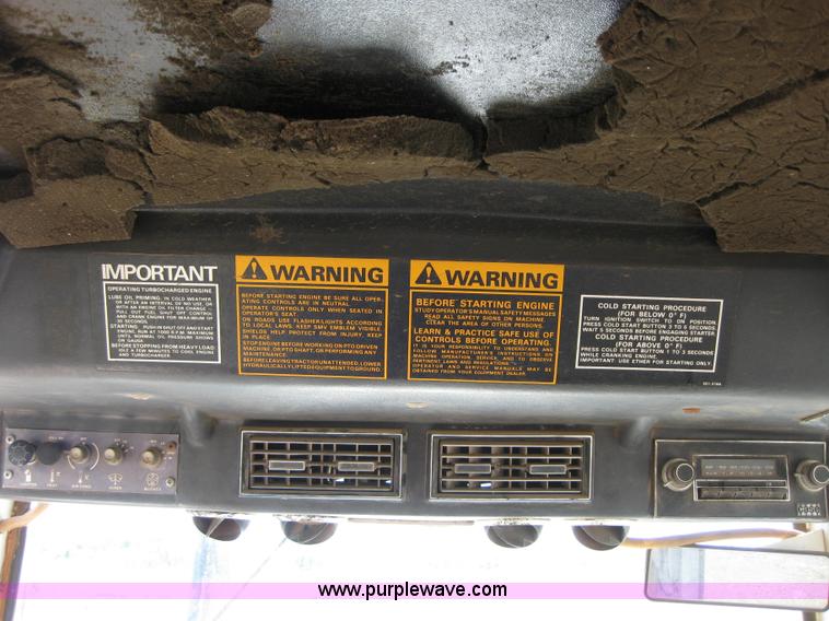 image for item B1214 1978 Case 2290 tractor