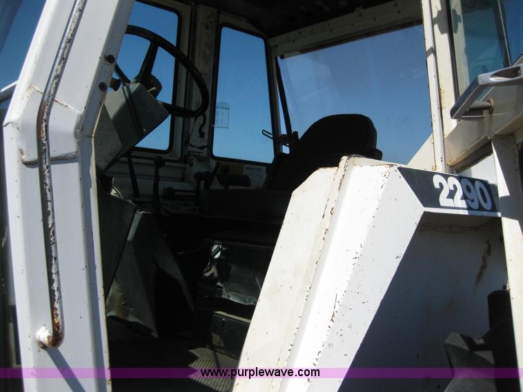 image for item B1214 1978 Case 2290 tractor