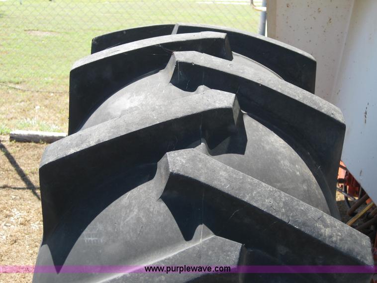 image for item B1214 1978 Case 2290 tractor