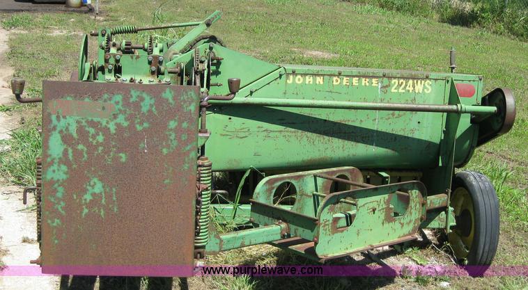 image for item B1217 John Deere 224WS square baler