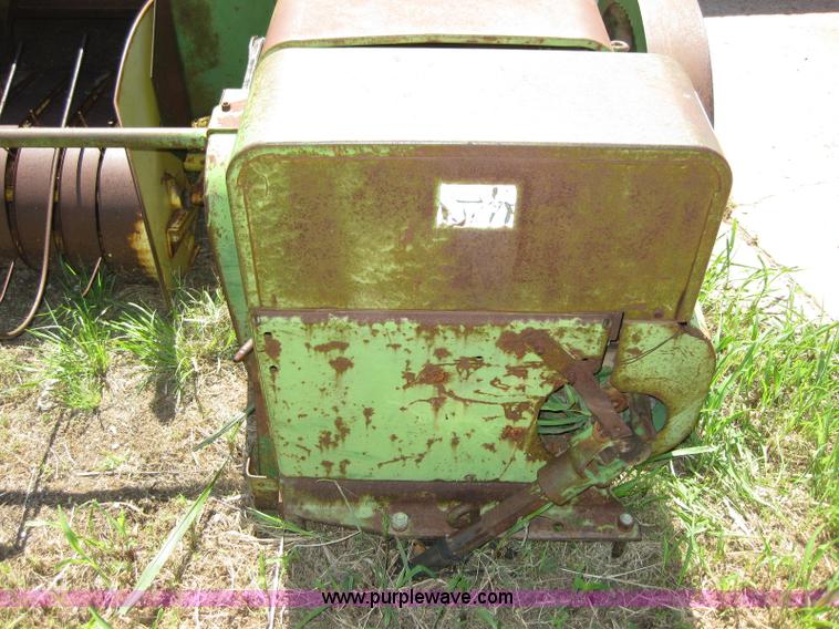 image for item B1217 John Deere 224WS square baler