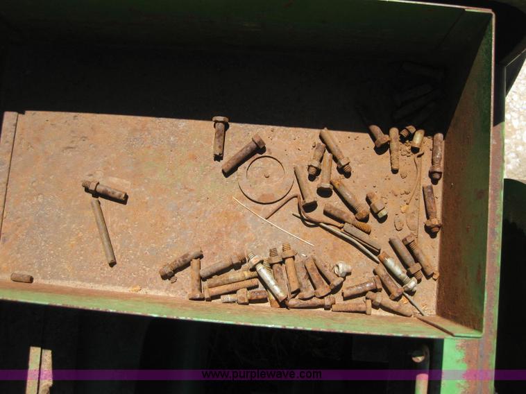 image for item B1217 John Deere 224WS square baler