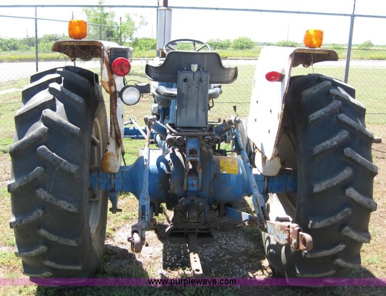 image for item B1221 1982 Ford 4610 tractor