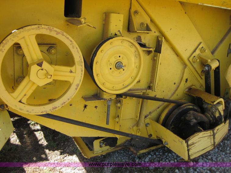 image for item B1225 1996 New Holland 1475 swather