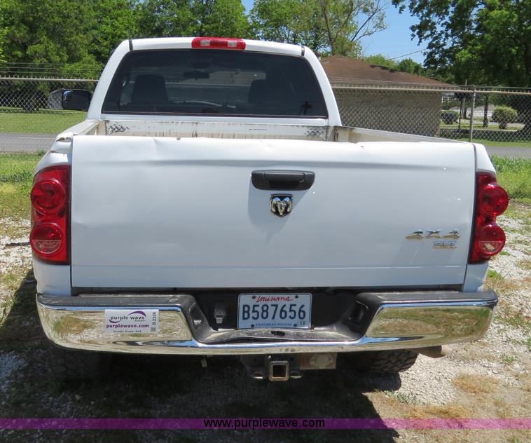 image for item B2326 2007 Dodge Ram 2500 SLT Heavy Duty crew cab pickup truck