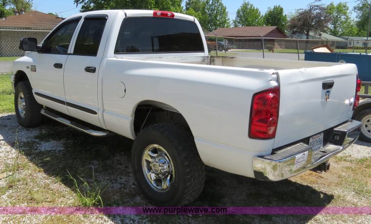 image for item B2326 2007 Dodge Ram 2500 SLT Heavy Duty crew cab pickup truck