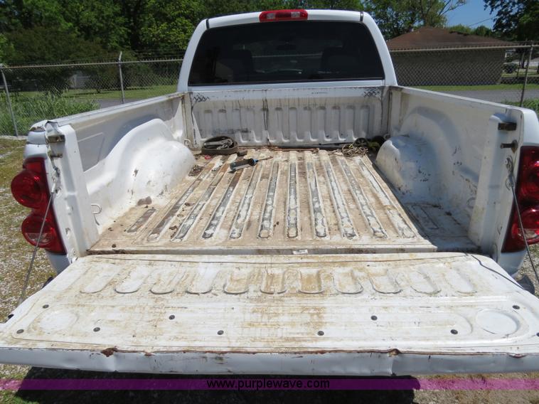 image for item B2326 2007 Dodge Ram 2500 SLT Heavy Duty crew cab pickup truck