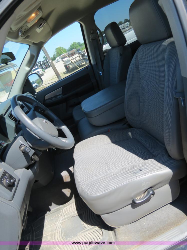 image for item B2329 2009 Dodge Ram 2500 Heavy Duty quad cab pickup truck