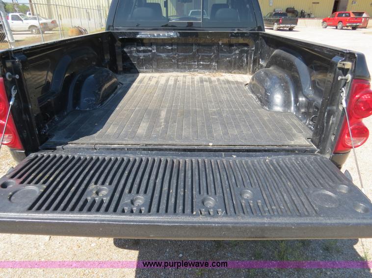 image for item B2329 2009 Dodge Ram 2500 Heavy Duty quad cab pickup truck