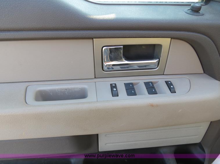 image for item B2330 2010 Ford F150 Super Crew pickup truck