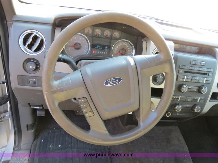 image for item B2330 2010 Ford F150 Super Crew pickup truck