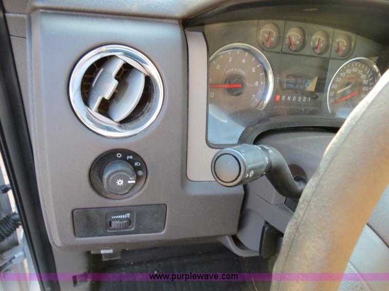 image for item B2330 2010 Ford F150 Super Crew pickup truck