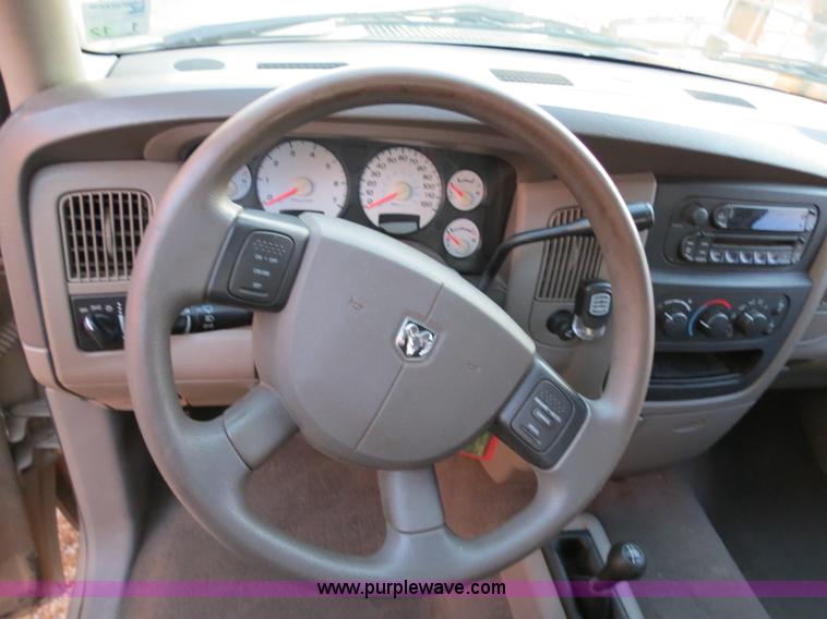 image for item B2331 2005 Dodge Ram 2500 SLT Heavy Duty quad cab pickup truck