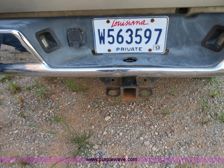 image for item B2331 2005 Dodge Ram 2500 SLT Heavy Duty quad cab pickup truck