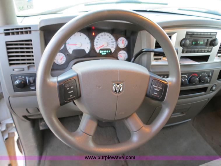 image for item B2332 2007 Dodge Ram 2500 SLT Heavy Duty quad cab pickup truck