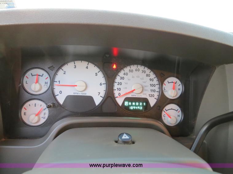 image for item B2332 2007 Dodge Ram 2500 SLT Heavy Duty quad cab pickup truck