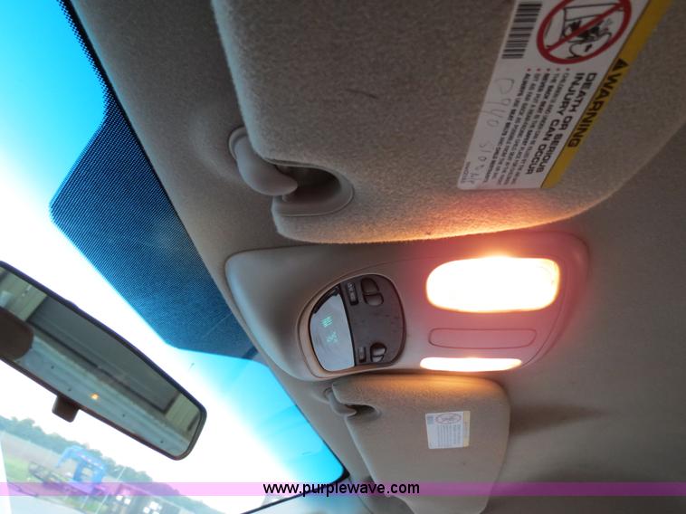 image for item B2332 2007 Dodge Ram 2500 SLT Heavy Duty quad cab pickup truck