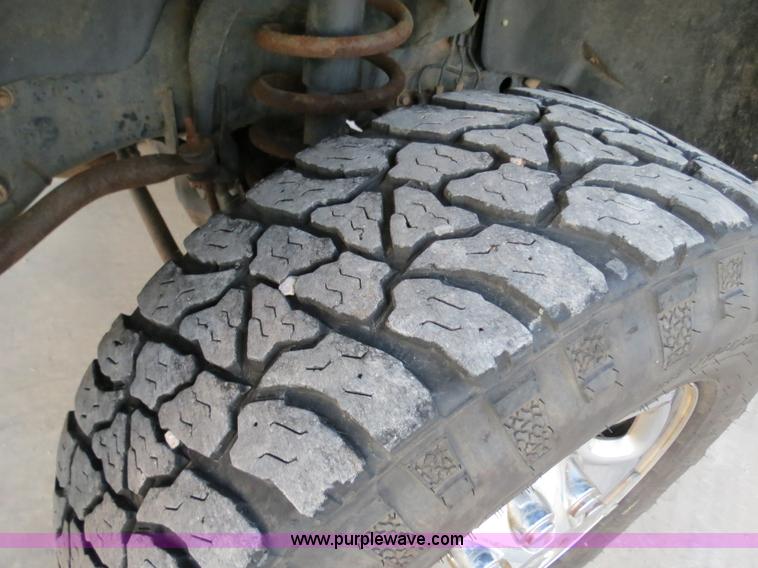 image for item B2332 2007 Dodge Ram 2500 SLT Heavy Duty quad cab pickup truck