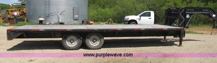 image for item B2698 1995 24' PJ gooseneck trailer