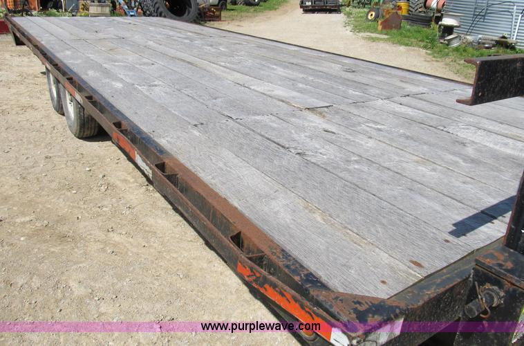 image for item B2698 1995 24' PJ gooseneck trailer