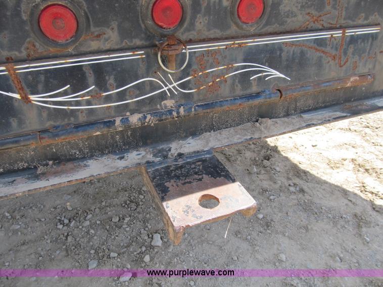 image for item B2698 1995 24' PJ gooseneck trailer