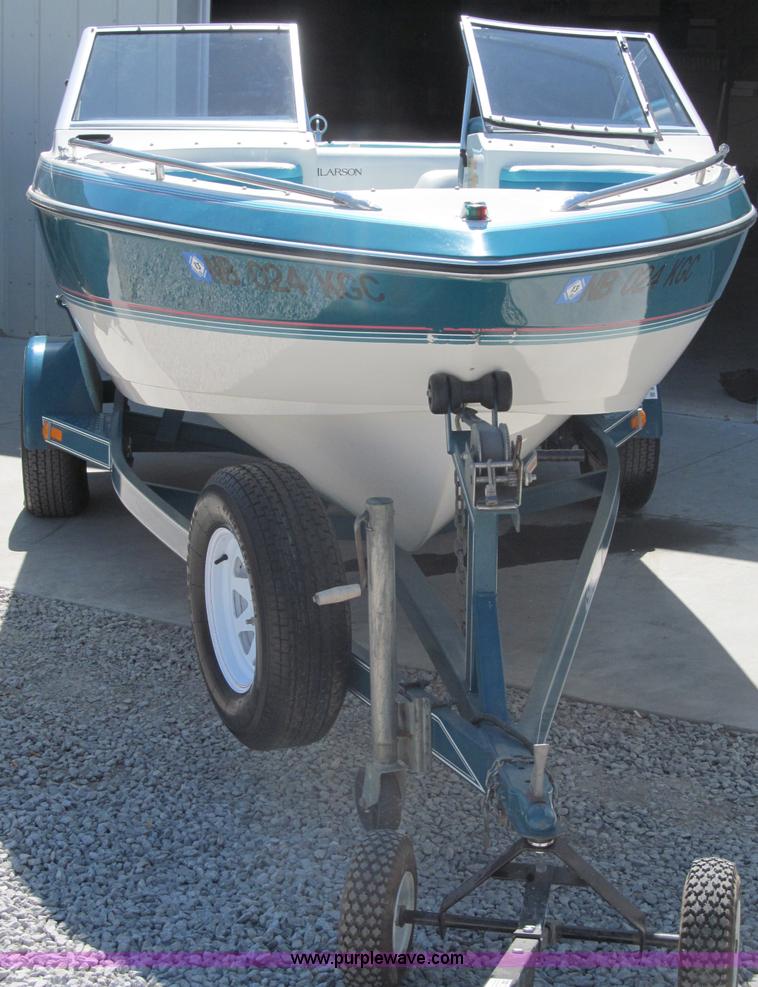 image for item B5130 1990 Larsen Lazer ST180 18' power boat with trailer