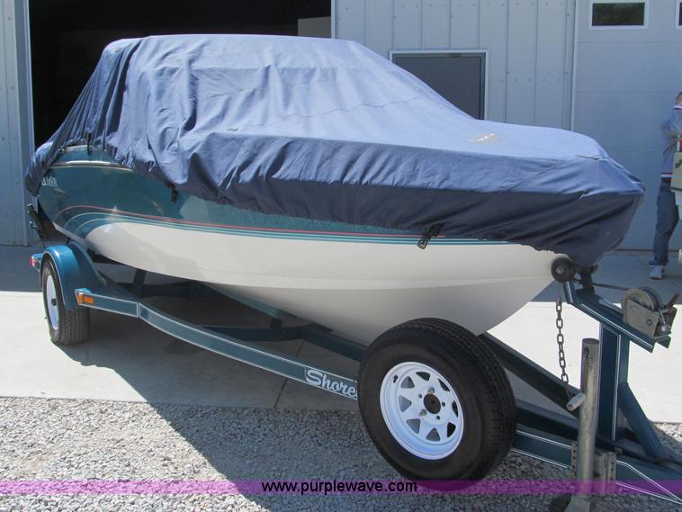 image for item B5130 1990 Larsen Lazer ST180 18' power boat with trailer