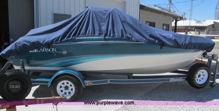 image for item B5130 1990 Larsen Lazer ST180 18' power boat with trailer