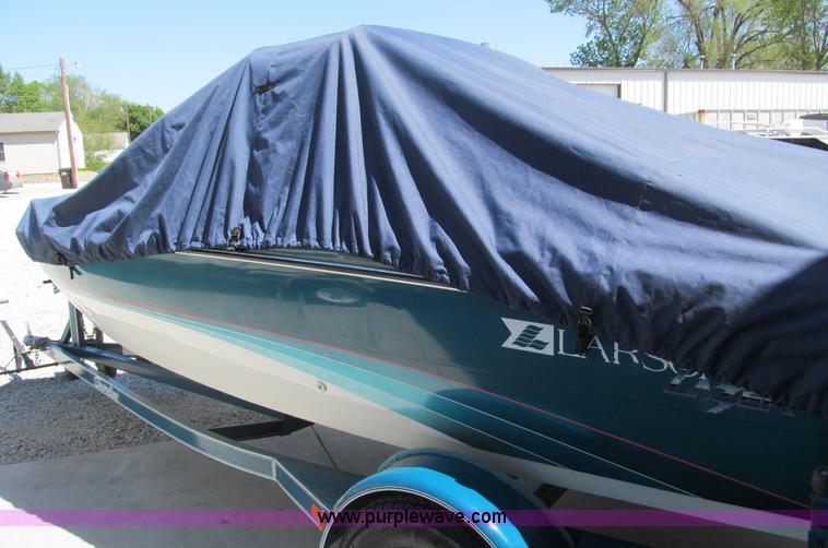 image for item B5130 1990 Larsen Lazer ST180 18' power boat with trailer
