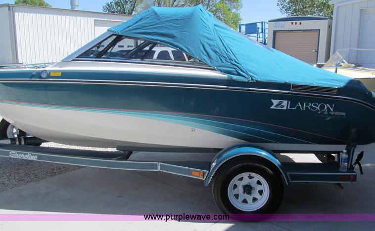 image for item B5130 1990 Larsen Lazer ST180 18' power boat with trailer