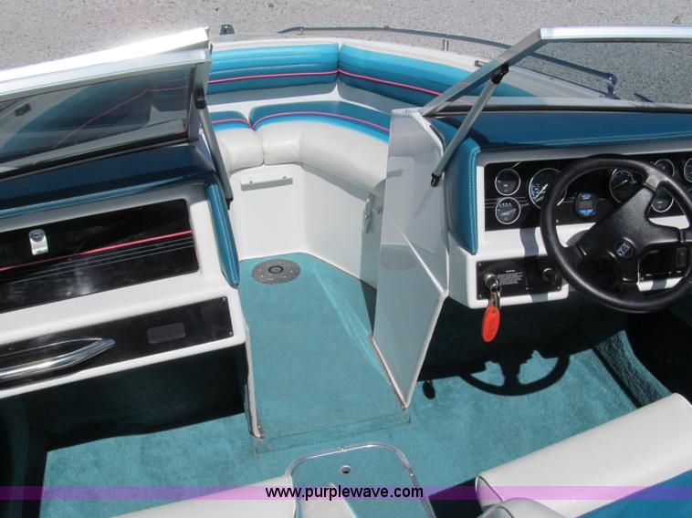 image for item B5130 1990 Larsen Lazer ST180 18' power boat with trailer
