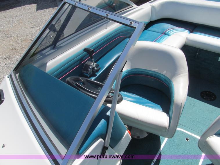 image for item B5130 1990 Larsen Lazer ST180 18' power boat with trailer