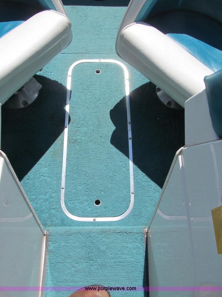 image for item B5130 1990 Larsen Lazer ST180 18' power boat with trailer