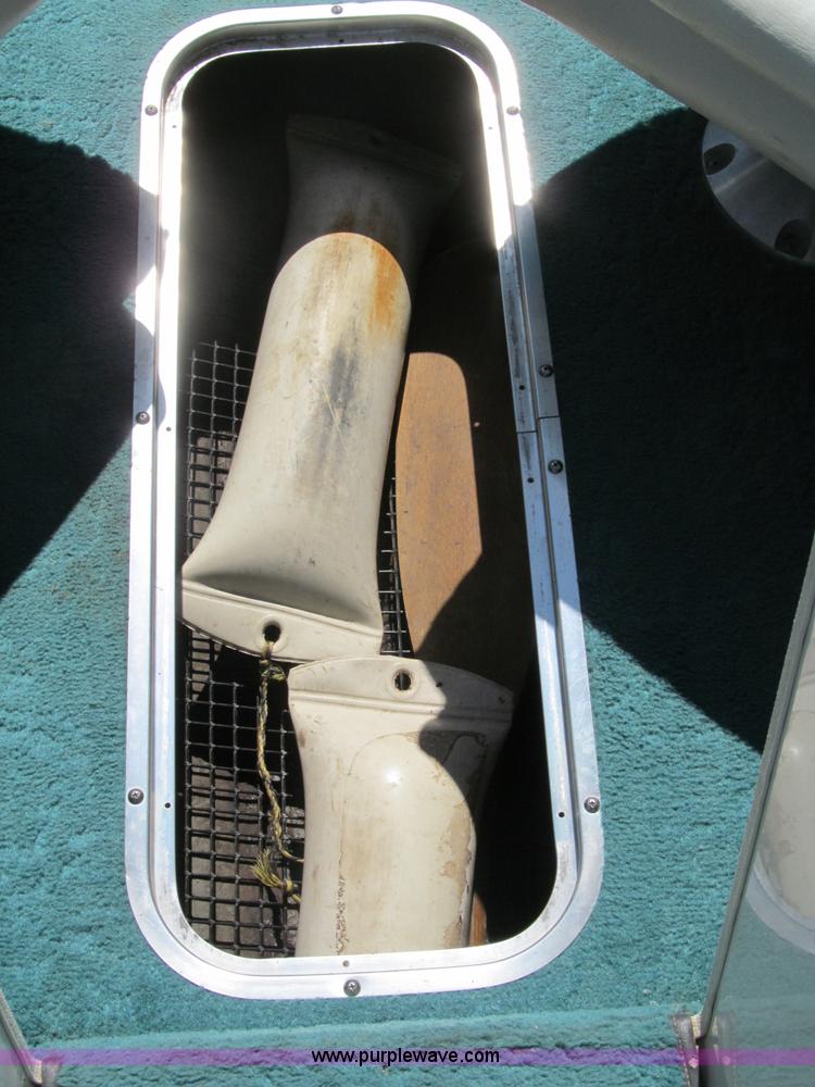 image for item B5130 1990 Larsen Lazer ST180 18' power boat with trailer