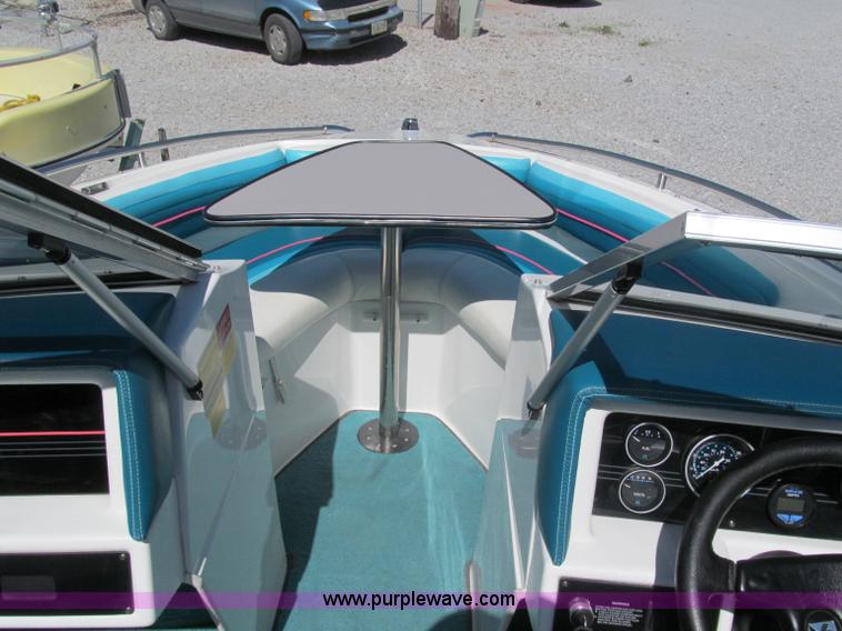 image for item B5130 1990 Larsen Lazer ST180 18' power boat with trailer