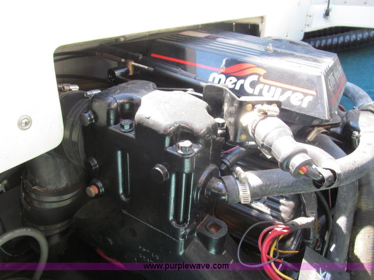 image for item B5130 1990 Larsen Lazer ST180 18' power boat with trailer