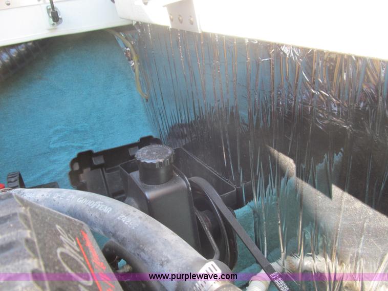 image for item B5130 1990 Larsen Lazer ST180 18' power boat with trailer