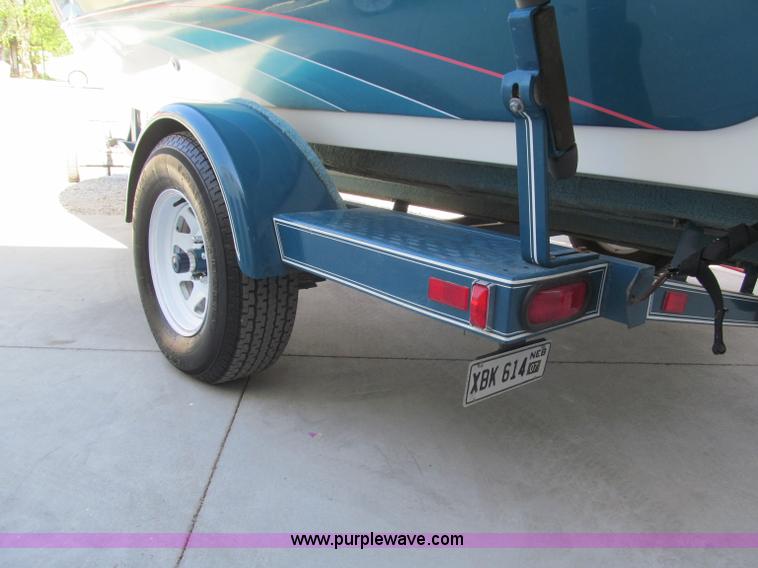 image for item B5130 1990 Larsen Lazer ST180 18' power boat with trailer