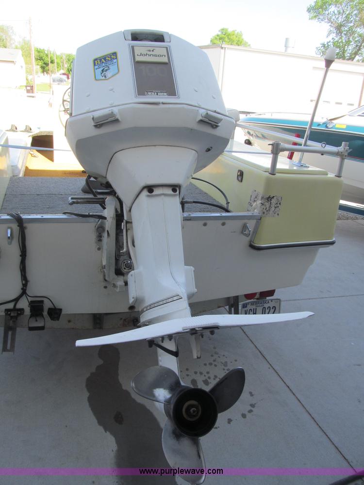 image for item B5131 1972 Anchor Plastics 614DVG 15 1/2' deck boat with Golden Rod trailer