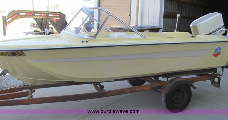 image for item B5132 1969 Chrysler Charger 118 14' power boat