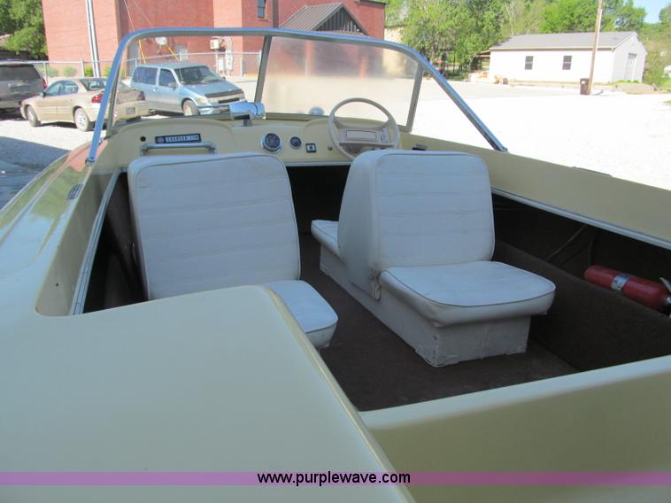 image for item B5132 1969 Chrysler Charger 118 14' power boat