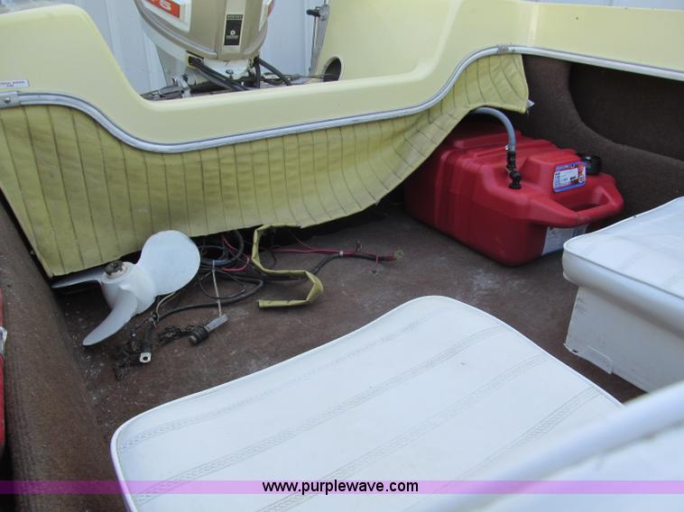 image for item B5132 1969 Chrysler Charger 118 14' power boat