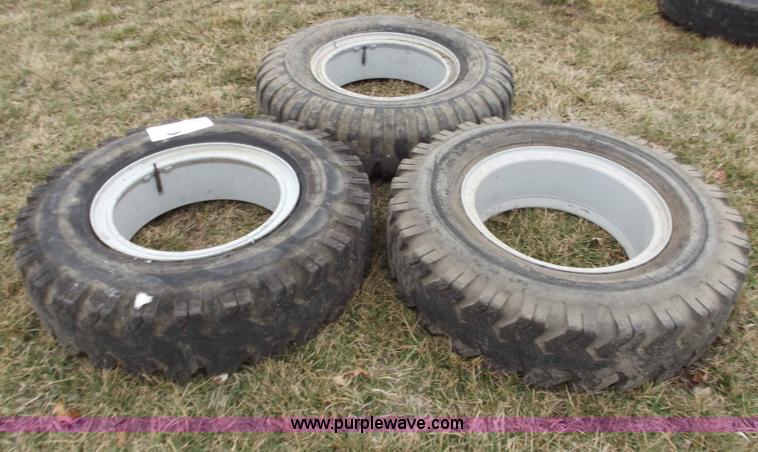 image for item B6256 (3) 9.00-20 tires on Dayton wheels