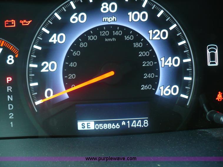 image for item B6364 2005 Honda Odyssey Touring van